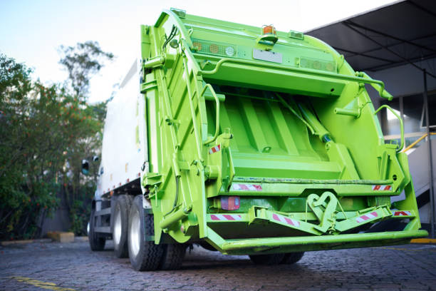 Best Yard Waste Removal  in Mitchell, IN